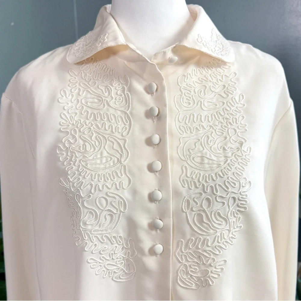 Sold - Picture 4 of 10